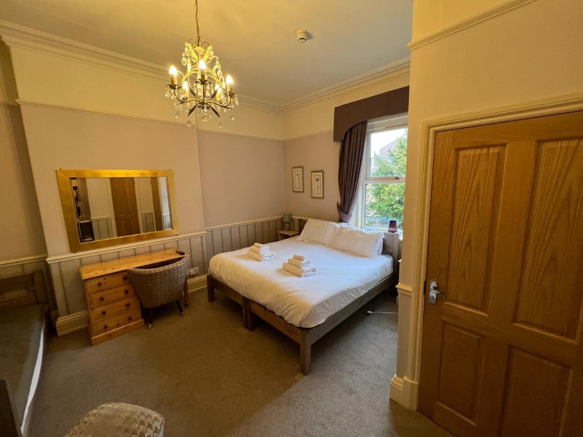 יורק Melton Guest House מראה חיצוני תמונה